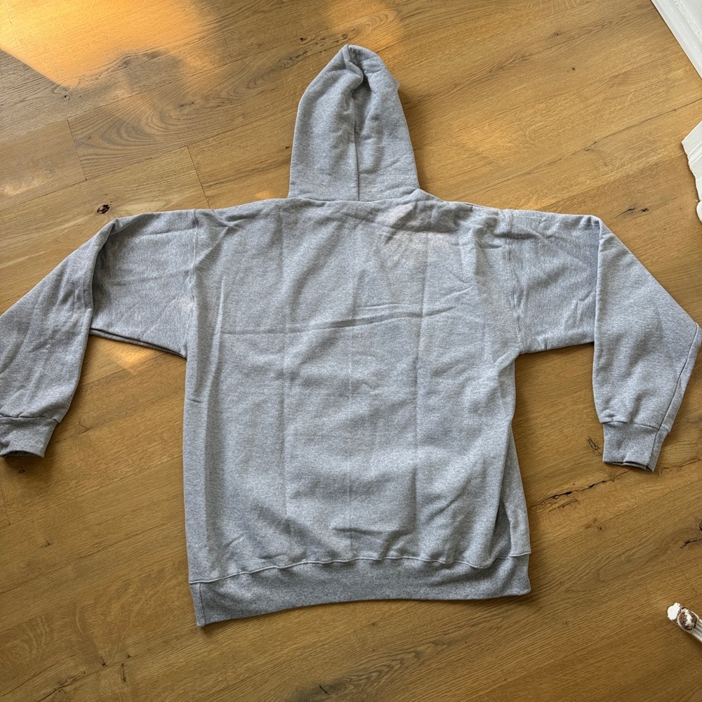 Hanes hoodie grey size L.